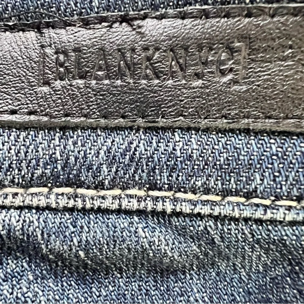 BlankNYC Hand Painted 'Crazy Legs' Splatter Design Slim Straight Leg Jeans - Picture 12 of 16